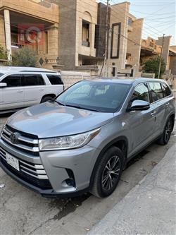 تۆیۆتا هایلاندەر
